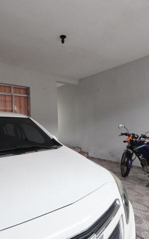 Casa à venda com 150m², 4 quartos e 2 vagasGaragem
