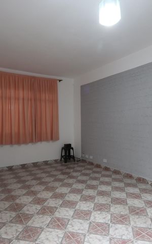 Casa à venda com 150m², 4 quartos e 2 vagasSala
