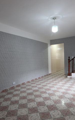 Casa à venda com 150m², 4 quartos e 2 vagasSala