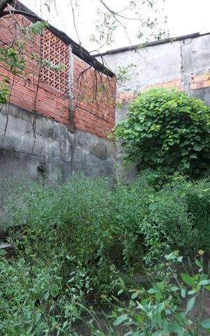 Casa à venda com 150m², 4 quartos e 2 vagasQuintal