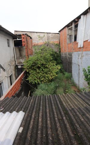 Casa à venda com 150m², 4 quartos e 2 vagasQuintal