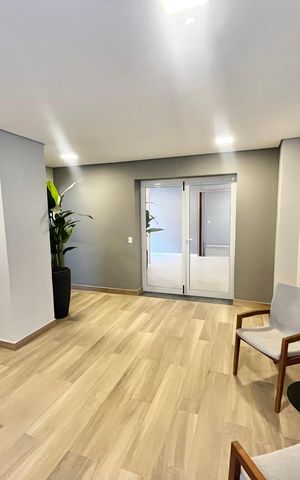Apartamento à venda com 43m², 2 quartos e sem vaga Apartamento à venda com 43m², 2 quartos e sem vagaHall social