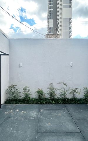 Apartamento à venda com 43m², 2 quartos e sem vaga Apartamento à venda com 43m², 2 quartos e sem vagaAcademia