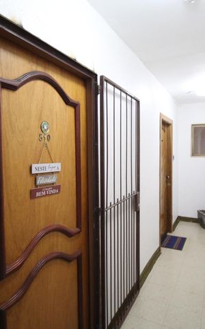 Apartamento à venda com 72m², 2 quartos e sem vagaCorredor