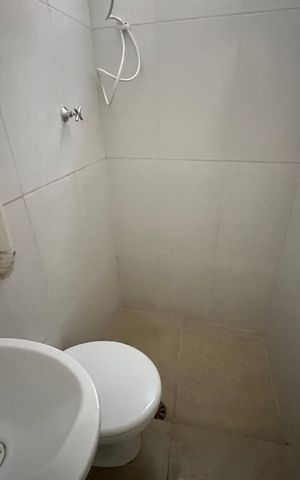 Casa para alugar com 70m², 1 quarto e sem vaga Casa para alugar com 70m², 1 quarto e sem vagaBanheiro
