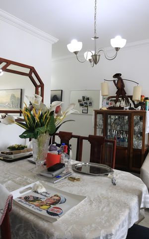 Casa à venda com 72m², 3 quartos e 2 vagassala
