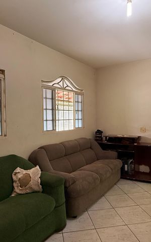 Casa à venda com 292m², 5 quartos e 3 vagas Casa à venda com 292m², 5 quartos e 3 vagasSALA