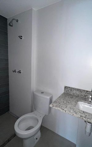 Apartamento à venda com 63m², 2 quartos e 1 vaga Apartamento à venda com 63m², 2 quartos e 1 vagaBanheiro Social