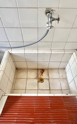 Casa à venda com 162m², 3 quartos e 2 vagas Casa à venda com 162m², 3 quartos e 2 vagasÁrea de Serviço