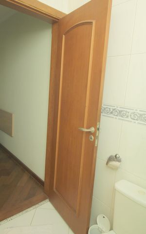 Casa à venda com 289m², 3 quartos e 6 vagasBanheiro da Suíte 1