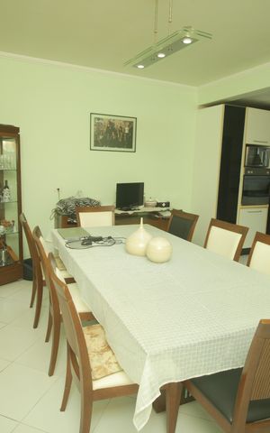 Casa à venda com 289m², 3 quartos e 6 vagasSala de Jantar