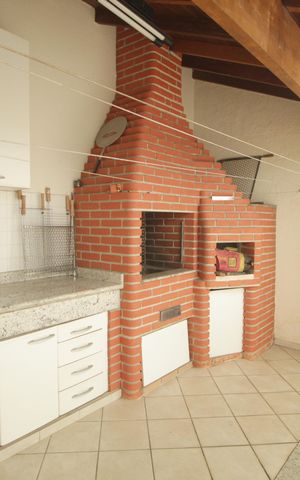 Casa à venda com 289m², 3 quartos e 6 vagasChurrasqueira