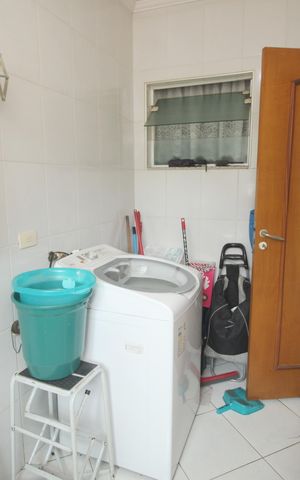 Casa à venda com 289m², 3 quartos e 6 vagasÁrea de Serviço