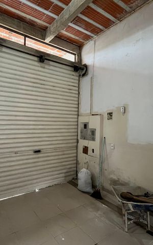 Casa à venda com 70m², 1 quarto e 1 vaga Casa à venda com 70m², 1 quarto e 1 vagaGaragem