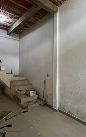 Casa à venda com 70m², 1 quarto e 1 vaga Casa à venda com 70m², 1 quarto e 1 vagaGaragem