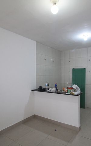 Casa à venda com 70m², 1 quarto e 1 vagaSala