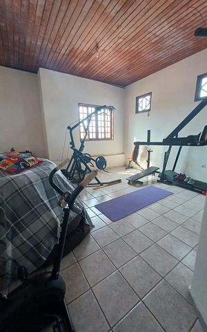 Casa para alugar com 400m², 4 quartos e 6 vagas Casa para alugar com 400m², 4 quartos e 6 vagasÁrea externa