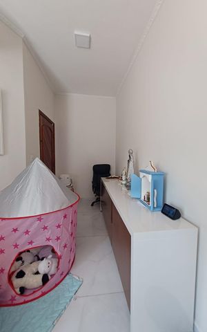 Casa para alugar com 400m², 4 quartos e 6 vagas Casa para alugar com 400m², 4 quartos e 6 vagasSala