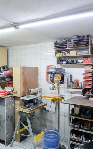 Casa à venda com 184m², 3 quartos e 1 vagaGaragem