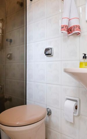 Casa à venda com 184m², 3 quartos e 1 vagaBanheiro social