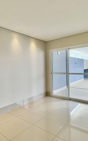 Casa de condomínio à venda com 158m², 3 quartos e 4 vagas