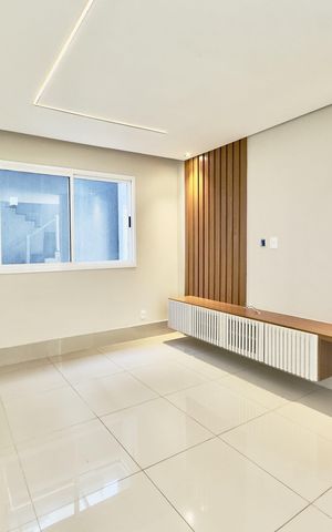 Casa de condomínio à venda com 158m², 3 quartos e 4 vagas