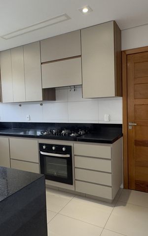 Casa de condomínio à venda com 158m², 3 quartos e 4 vagas