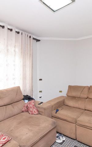Casa à venda com 175m², 3 quartos e 2 vagasSala