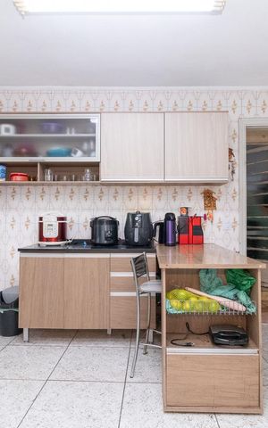 Casa à venda com 175m², 3 quartos e 2 vagasCozinha