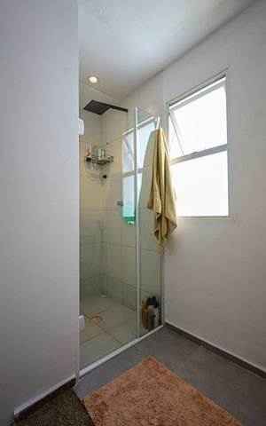 Apartamento à venda com 177m², 3 quartos e 2 vagasBanheiro Suíte 1