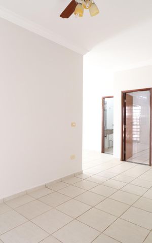 Casa para alugar com 250m², 3 quartos e 4 vagasSala 2