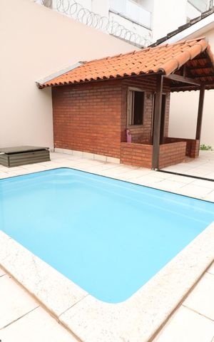 Casa para alugar com 250m², 3 quartos e 4 vagasPiscina