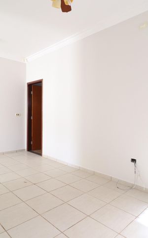 Casa para alugar com 250m², 3 quartos e 4 vagasSala 2
