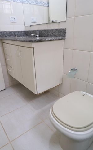 Casa para alugar com 250m², 3 quartos e 4 vagasBanheiro do Quarto 1