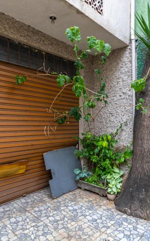 Casa à venda com 240m², 3 quartos e 2 vagas Casa à venda com 240m², 3 quartos e 2 vagasGaragem