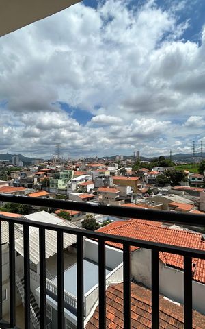 Apartamento à venda com 48m², 2 quartos e 1 vaga Apartamento à venda com 48m², 2 quartos e 1 vagaVaranda