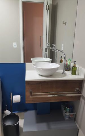 Apartamento à venda com 65m², 2 quartos e 1 vaga Apartamento à venda com 65m², 2 quartos e 1 vagaBanheiro