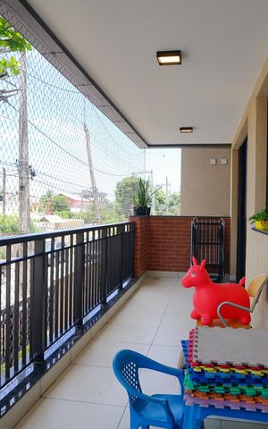 Apartamento à venda com 98m², 2 quartos e 1 vaga Apartamento à venda com 98m², 2 quartos e 1 vagaVaranda