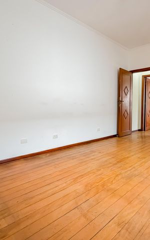 Casa à venda com 70m², 2 quartos e sem vaga Casa à venda com 70m², 2 quartos e sem vagaQuarto 2