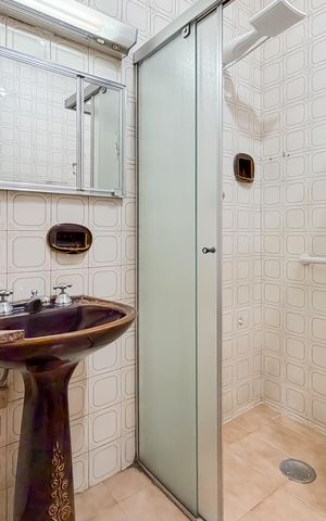 Casa à venda com 70m², 2 quartos e sem vaga Casa à venda com 70m², 2 quartos e sem vagaBanheiro Térreo