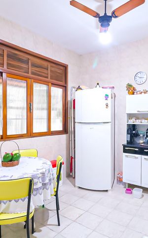 Casa de condomínio à venda com 102m², 4 quartos e 1 vaga Casa de condomínio à venda com 102m², 4 quartos e 1 vagaCozinha
