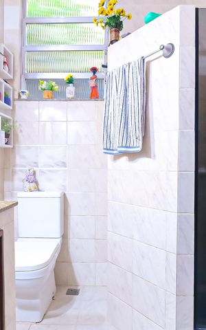 Casa de condomínio à venda com 102m², 4 quartos e 1 vaga Casa de condomínio à venda com 102m², 4 quartos e 1 vagaBanheiro