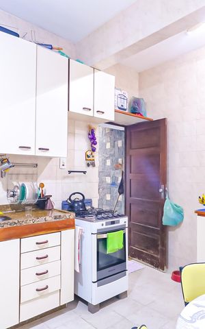 Casa de condomínio à venda com 102m², 4 quartos e 1 vaga Casa de condomínio à venda com 102m², 4 quartos e 1 vagaCozinha
