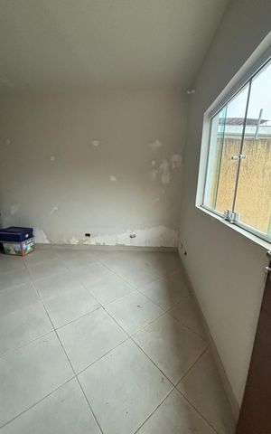 Casa à venda com 272m², 4 quartos e 2 vagas Casa à venda com 272m², 4 quartos e 2 vagasSala