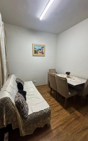 Casa à venda com 272m², 4 quartos e 2 vagas Casa à venda com 272m², 4 quartos e 2 vagasSala de jantar