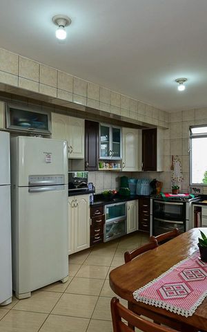 Casa à venda com 224m², 3 quartos e 4 vagasCozinha