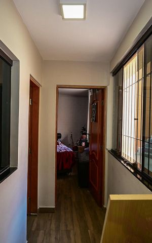 Casa à venda com 224m², 3 quartos e 4 vagasCorredor