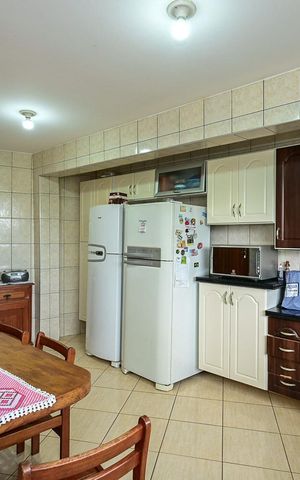 Casa à venda com 224m², 3 quartos e 4 vagasCozinha