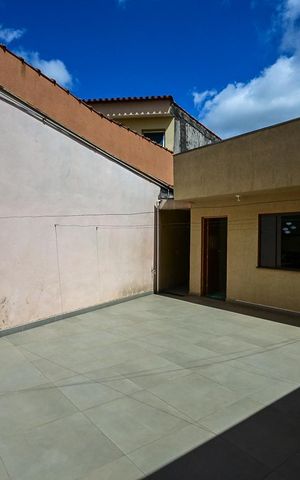 Casa à venda com 224m², 3 quartos e 4 vagasQuintal