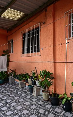 Casa à venda com 224m², 3 quartos e 4 vagasVaranda